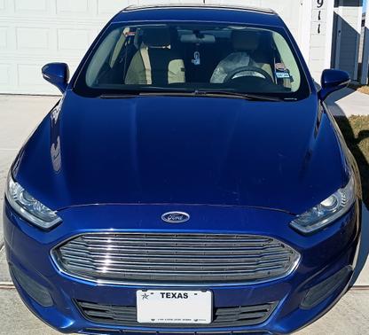 2015 Ford Fusion SE