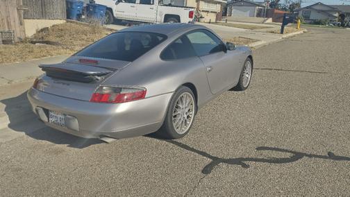 2001 Porsche 911 Carrera
