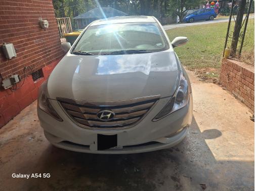 2011 Hyundai SONATA Limited 2.0T