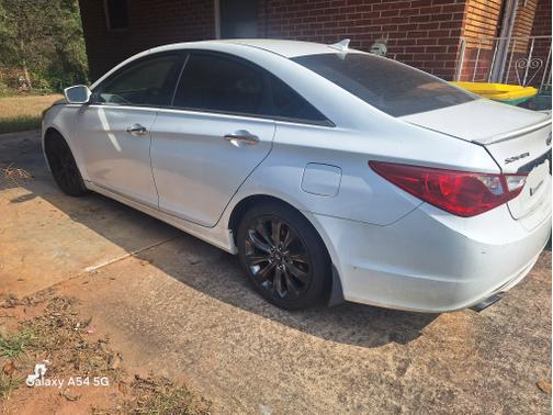 2011 Hyundai SONATA Limited 2.0T