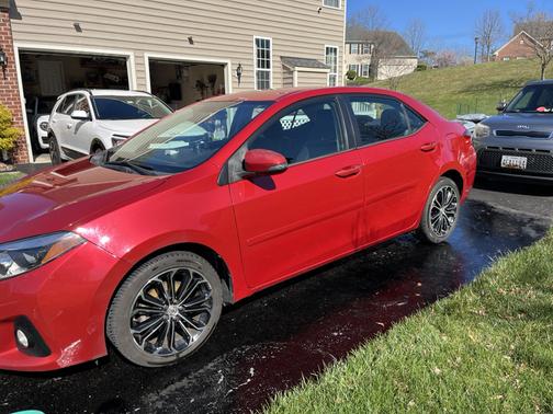 Red 2014 Toyota Corolla S
