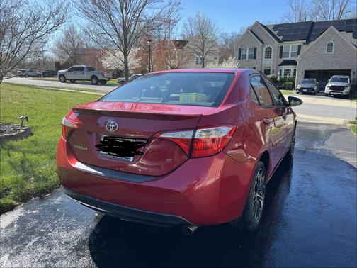 Red 2014 Toyota Corolla S