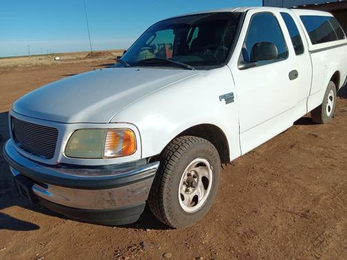 2002 Ford F-150 Lariat SuperCab