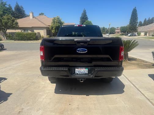 Black 2019 Ford F-150 XLT