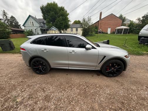 2020 Jaguar F-PACE SVR