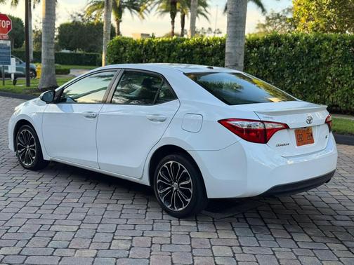 2015 Toyota Corolla S Plus