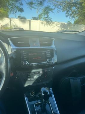White 2018 Nissan Sentra SR
