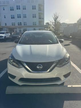 White 2018 Nissan Sentra SR