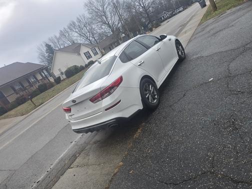 2019 Kia Optima LX