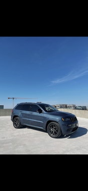 Photo 4 of 7 of 2020 Jeep Grand Cherokee Limited