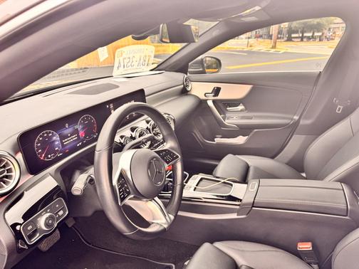 2025 Mercedes-Benz CLA 250 Base