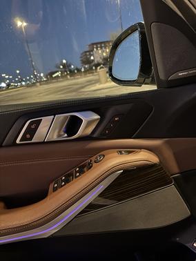 White 2021 BMW X5 PHEV xDrive45e