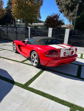 2004 Dodge Viper SRT-10
