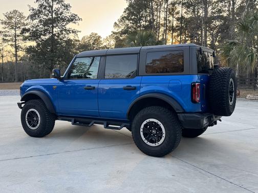 2022 Ford Bronco Badlands Advanced