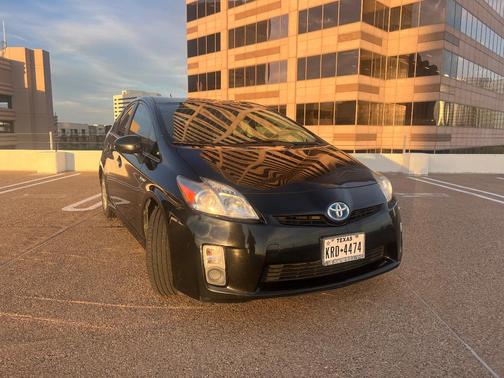 Black 2010 Toyota Prius I