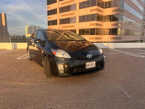 Black 2010 Toyota Prius I