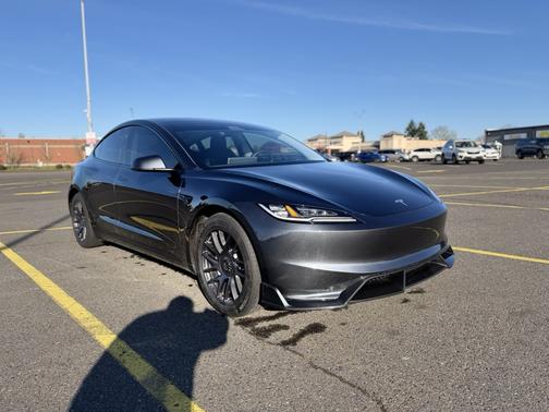 2024 Tesla Model 3 RWD