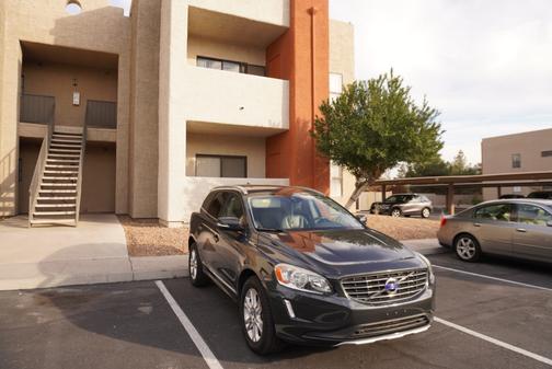 2015 Volvo XC60 T5 Drive-E Premier Plus