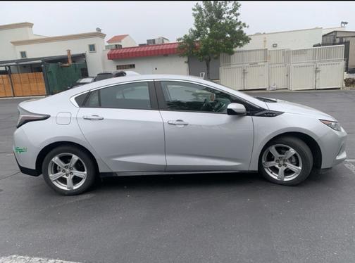 2017 Chevrolet Volt LT
