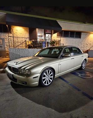 2008 Jaguar XJ8 L