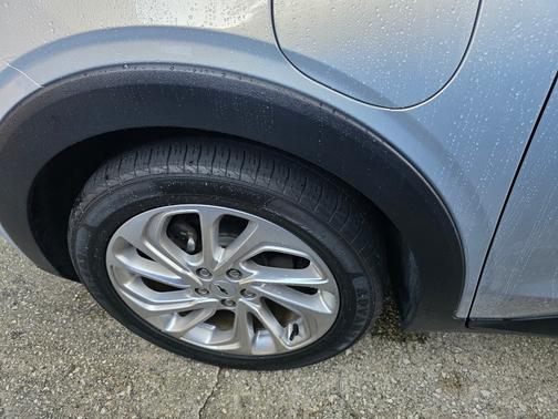 Silver 2023 Chevrolet Bolt EUV LT