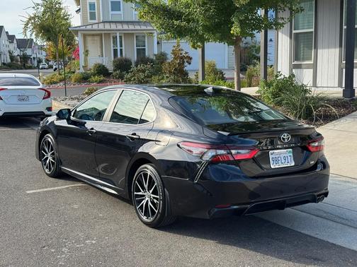 Black 2022 Toyota Camry SE Nightshade