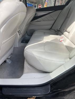 2014 INFINITI Q50 Base