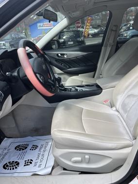 2014 INFINITI Q50 Base