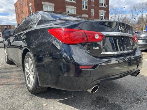 2014 INFINITI Q50 Base