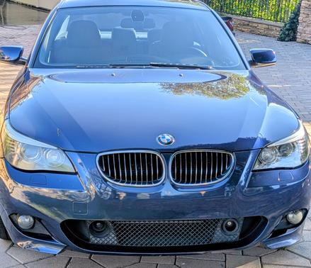 Blue 2008 BMW 550 i