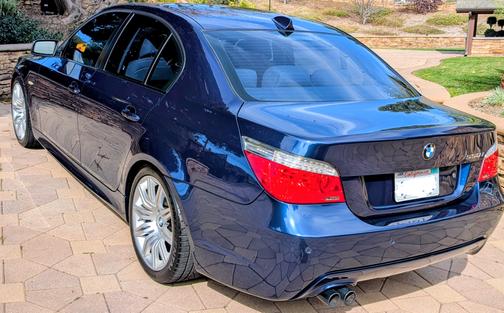 Blue 2008 BMW 550 i