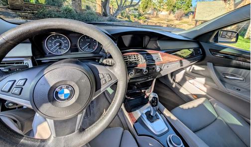 Blue 2008 BMW 550 i