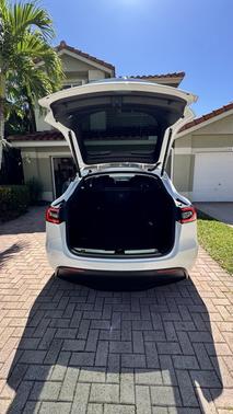 2024 Tesla Model Y RWD