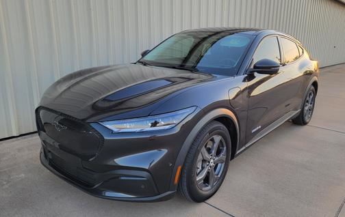 2022 Ford Mustang Mach-E Select