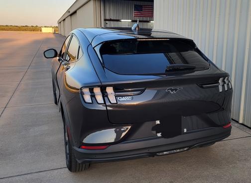 2022 Ford Mustang Mach-E Select