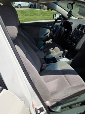 White 2008 Nissan Altima 2.5 S