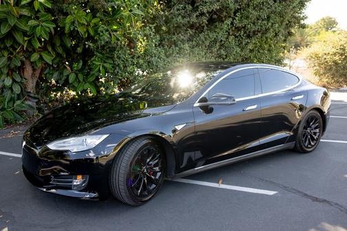 2013 Tesla Model S Base