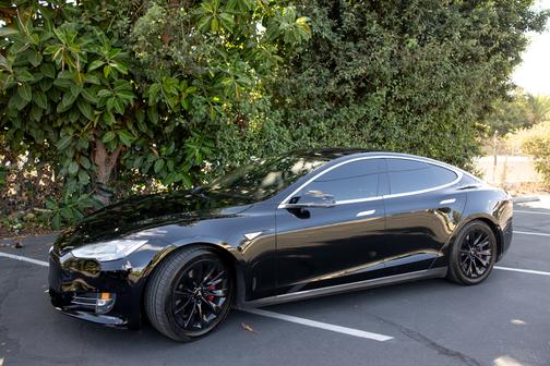 2013 Tesla Model S Base