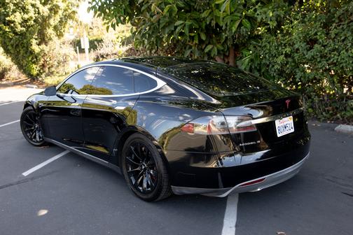 2013 Tesla Model S Base