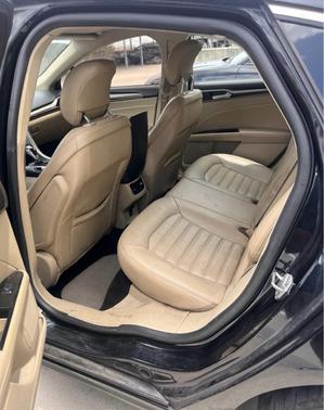 Black 2014 Ford Fusion SE