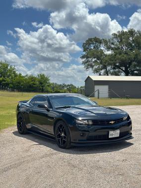 Black 2015 Chevrolet Camaro 1LT