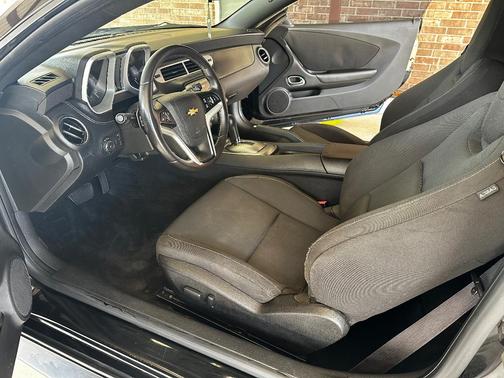 Black 2015 Chevrolet Camaro 1LT