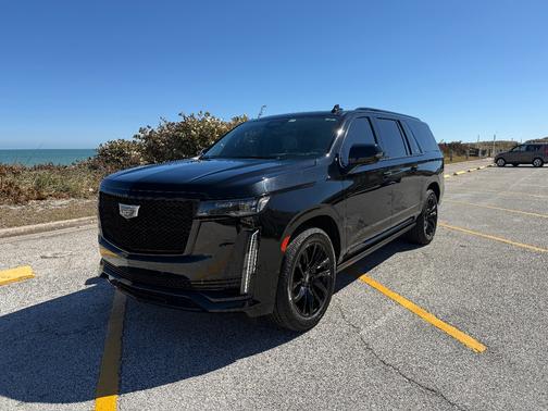 2022 Cadillac Escalade ESV Sport Platinum