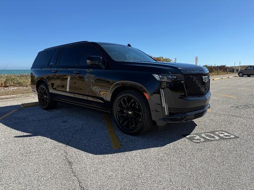 2022 Cadillac Escalade ESV Sport Platinum