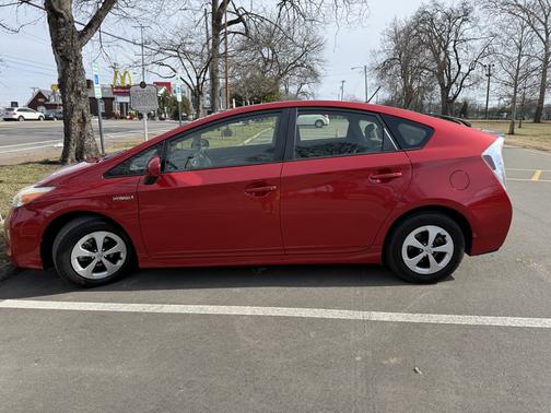 2014 Toyota Prius Two