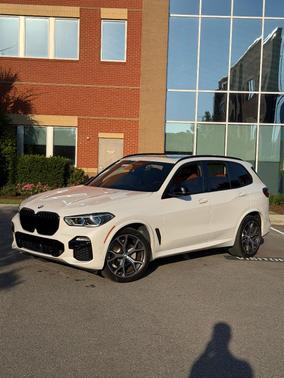 White 2021 BMW X5 xDrive40i