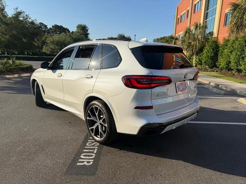 White 2021 BMW X5 xDrive40i