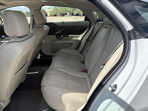 2012 Jaguar XJ L