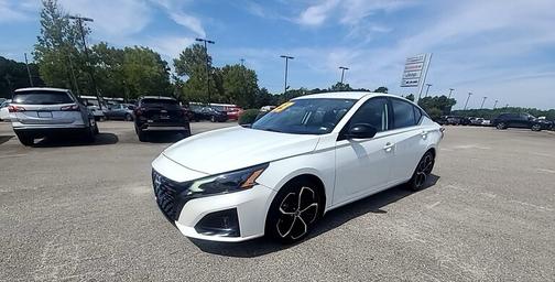 2023 Nissan Altima 2.5 SR