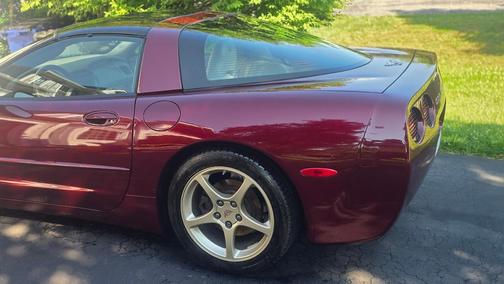 Red 2003 Chevrolet Corvette Base